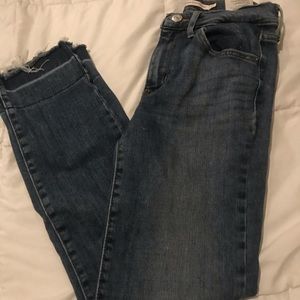 Levi’s Cropped High Waisted Jeans